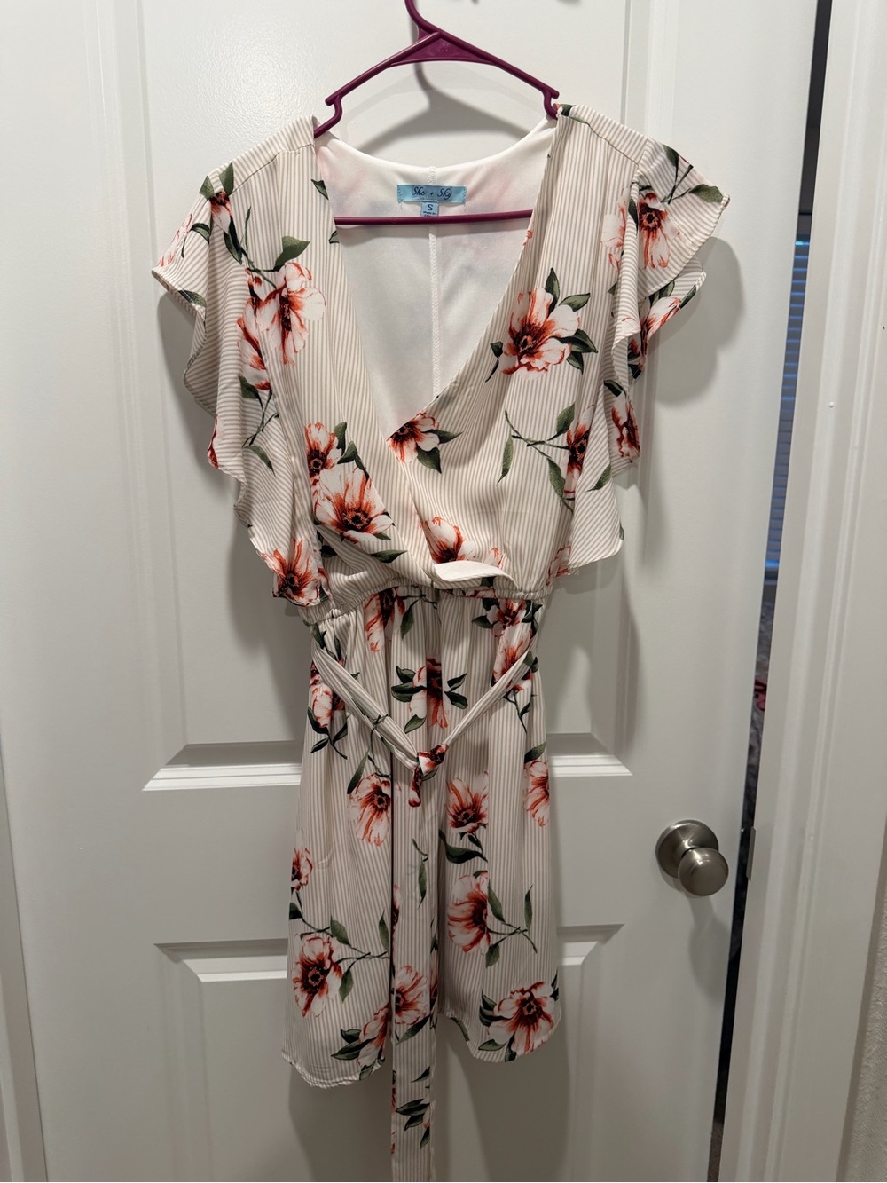 Floral V-Neck Tie-Waist Dress in Cream with Coral Flowers
